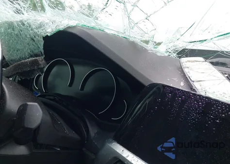 2020 BMW 330Xi xDrive from USA, damaged, VIN 3MW5R7J03L8B37301